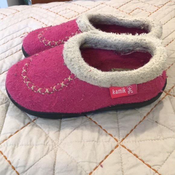 3/$15 KAMIK 8T Cozy Cabin Slippers Pink Fleece Toddler Girls Slip On Rubber Sole - Picture 3 of 3